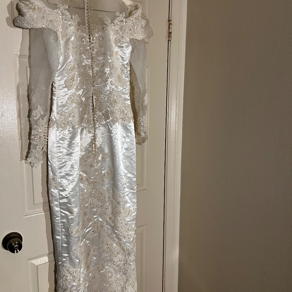 Custom One of a Kind Wedding Dress (vintage, made in 1992) - Picture 2 of 15